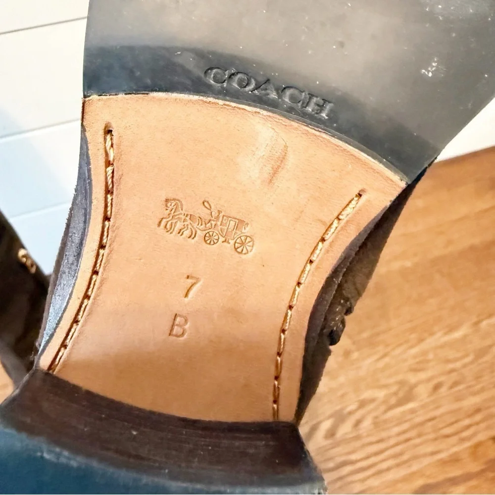 Coach excellent preowned
